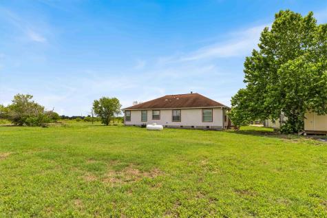 12212 Ballerstedt Road Elgin TX 78621