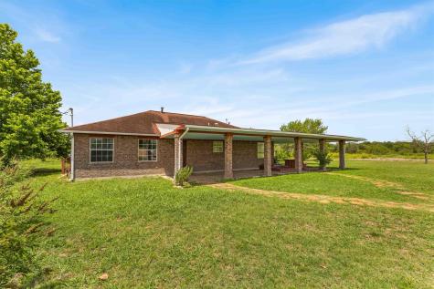 12212 Ballerstedt Road Elgin TX 78621