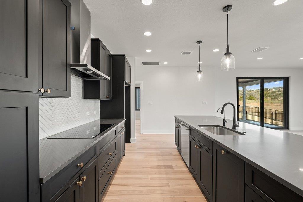 711 N Paleface Ranch Road Spicewood TX 78669