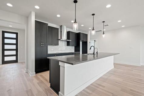 711 N Paleface Ranch Road Spicewood TX 78669