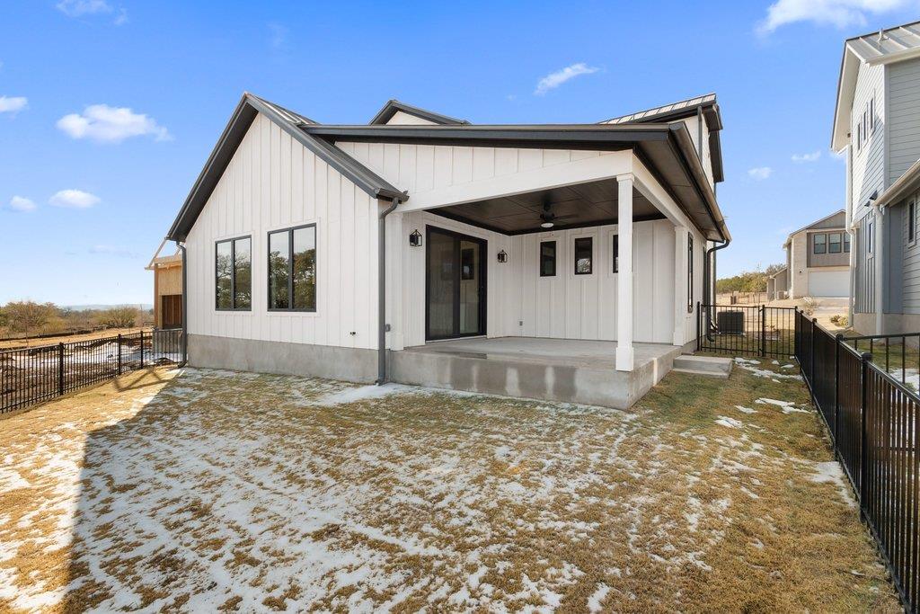 711 N Paleface Ranch Road Spicewood TX 78669