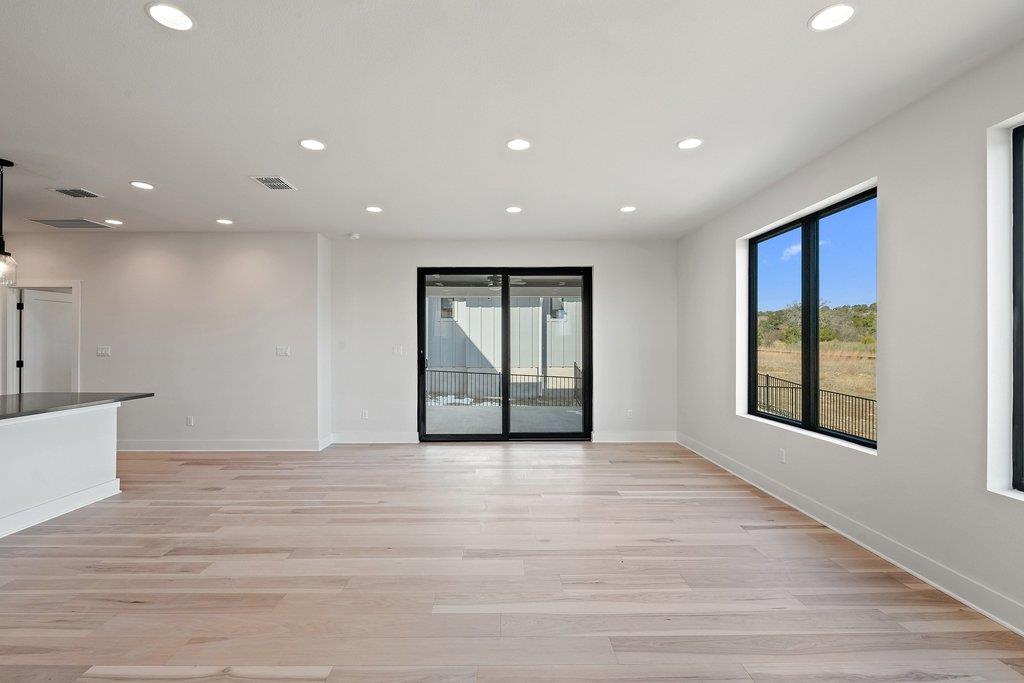 711 N Paleface Ranch Road Spicewood TX 78669
