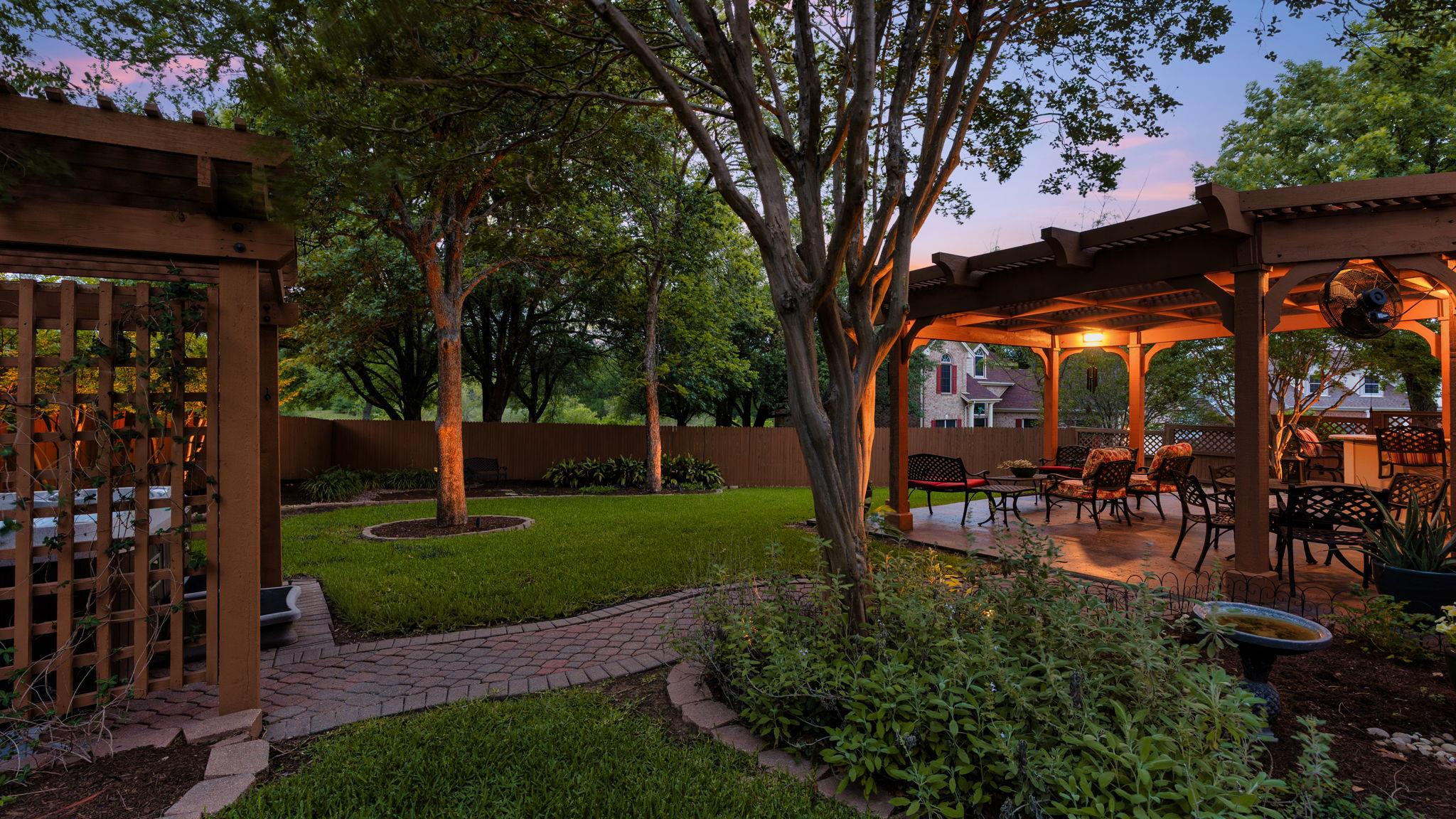 6305 Thirlmare Court Austin TX 78754