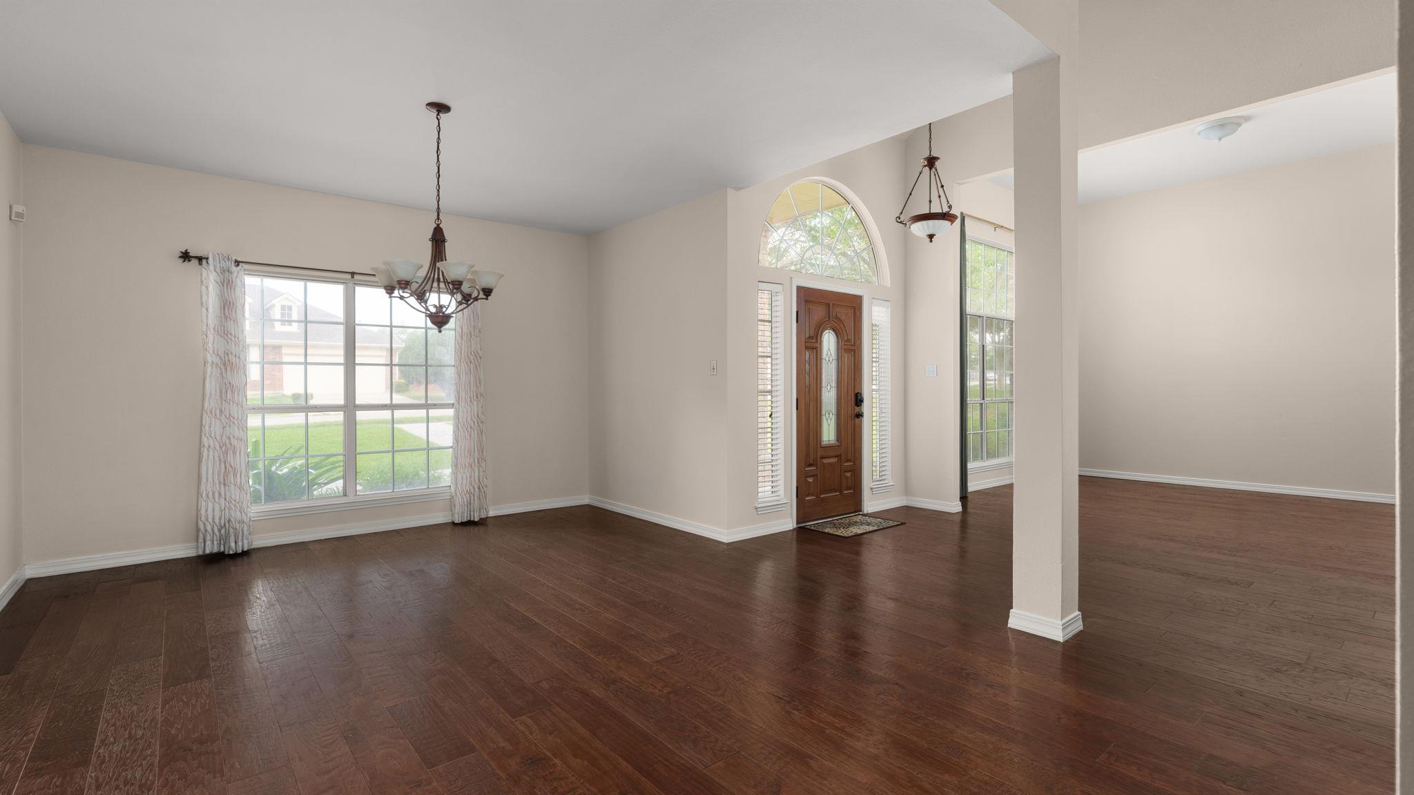 6305 Thirlmare Court Austin TX 78754