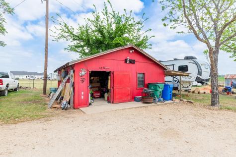 1001 Gravel Pit Road Taylor TX 76574