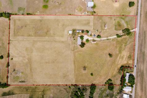 1001 Gravel Pit Road Taylor TX 76574