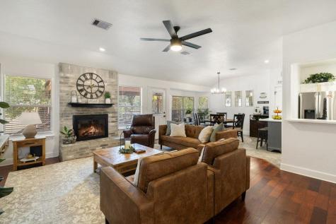 1102 Oak Hollow Drive Leander TX 78641