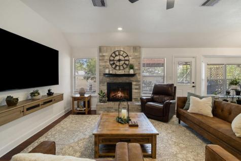 1102 Oak Hollow Drive Leander TX 78641
