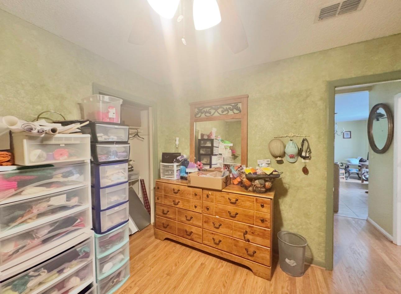 206 Loesch Drive Elgin TX 78621