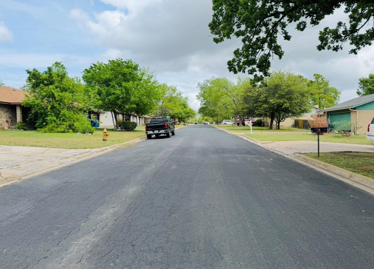 206 Loesch Drive Elgin TX 78621
