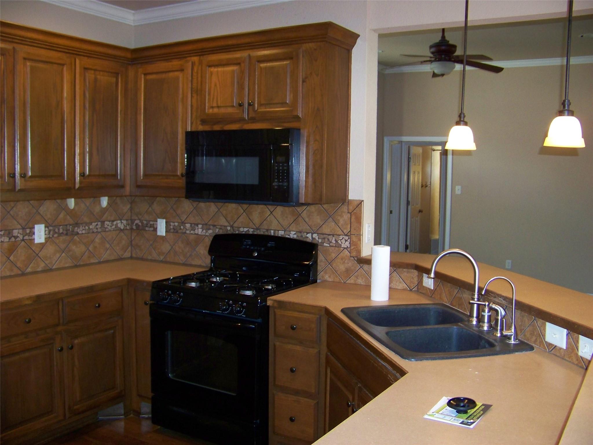 1400 T H Johnson Drive Taylor TX 76574