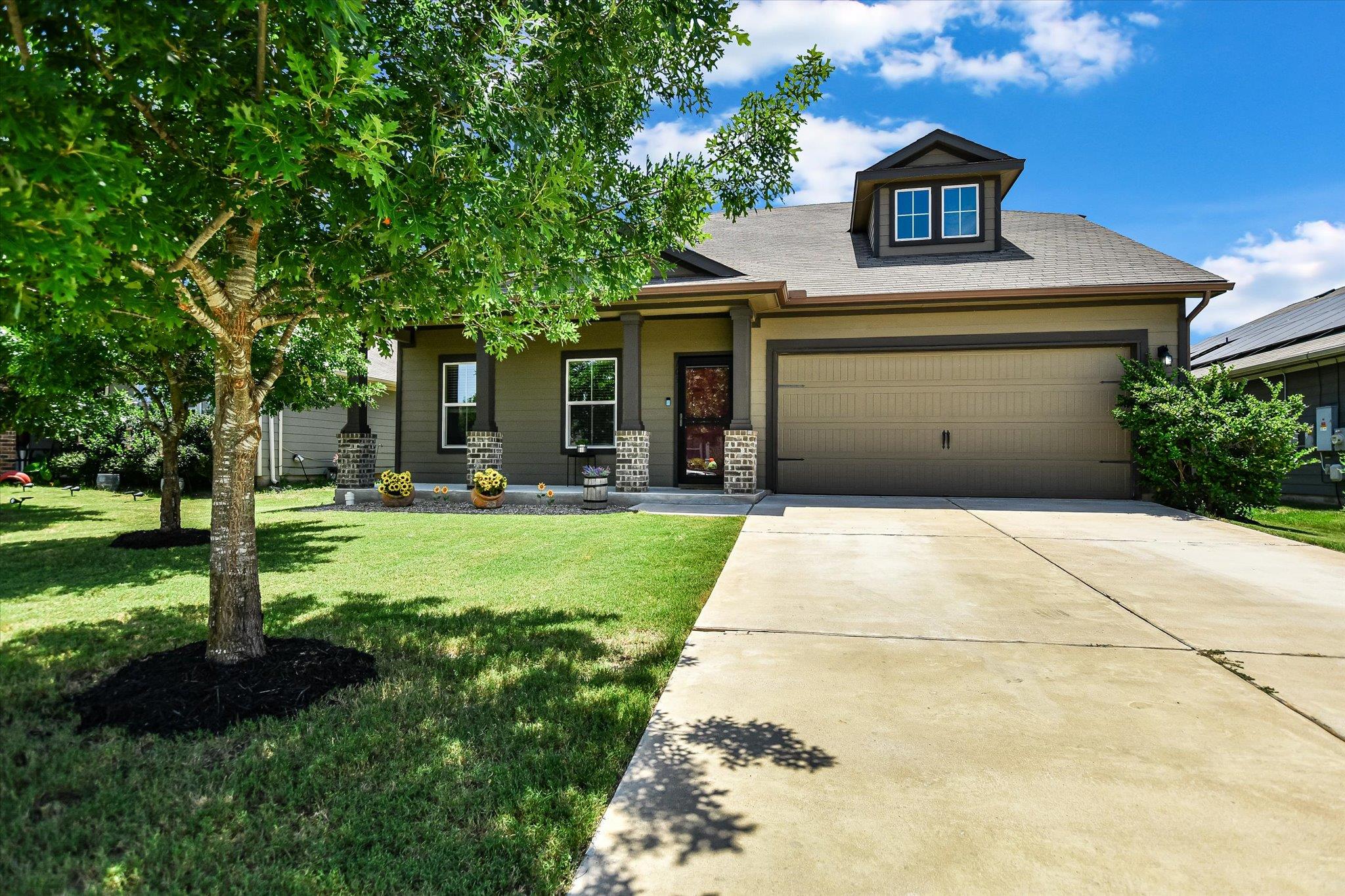 103 Navidad River Drive Hutto TX 78634