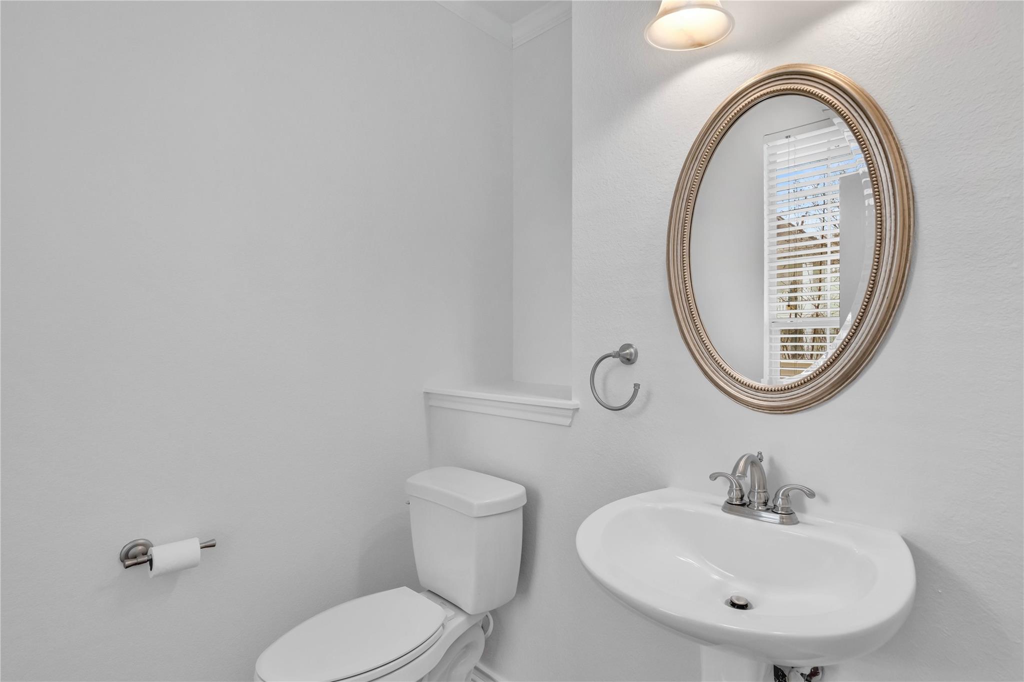 2606 Kinney Oaks Court Austin TX 78704