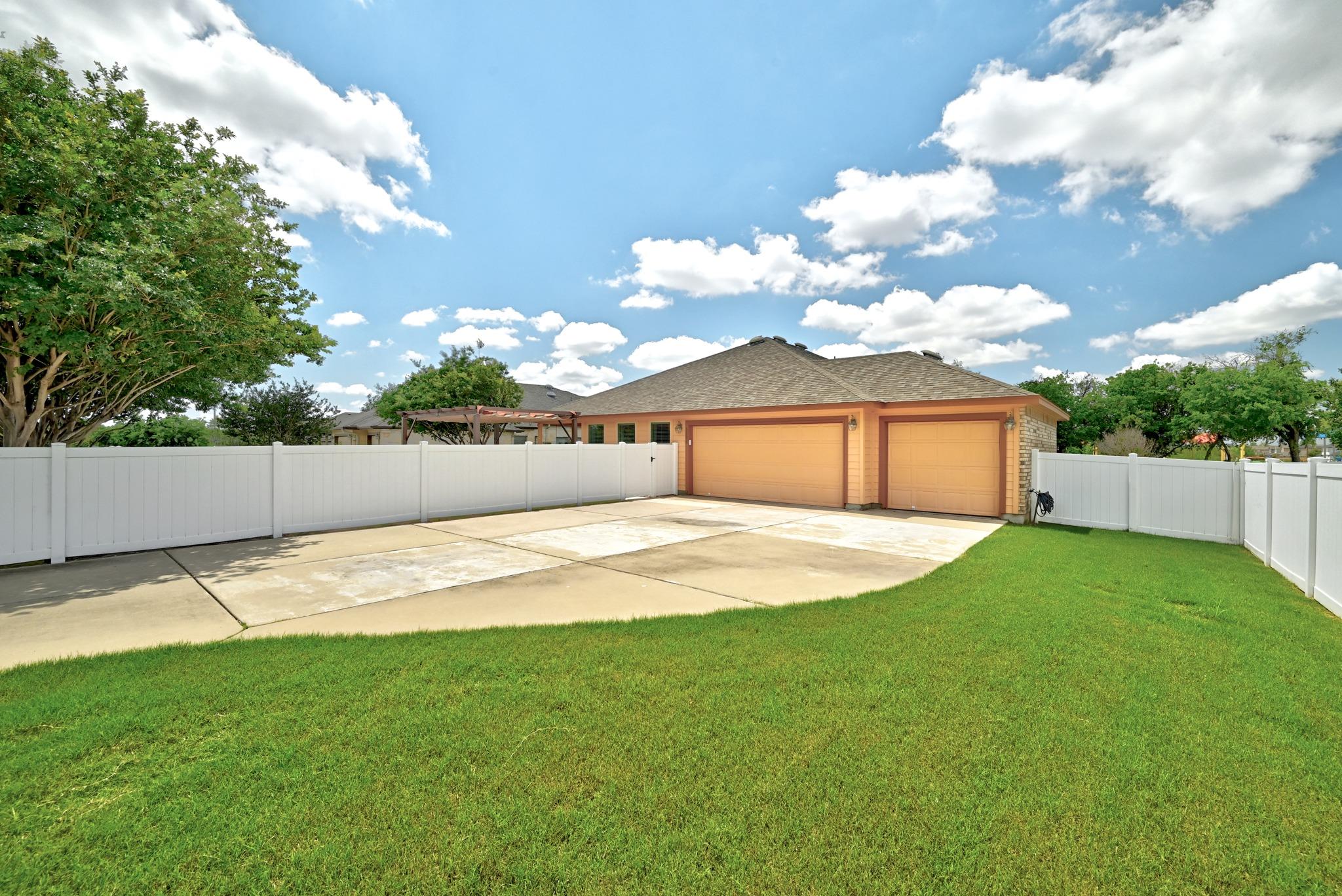 1204 Kingston Lacy Boulevard Pflugerville TX 78660