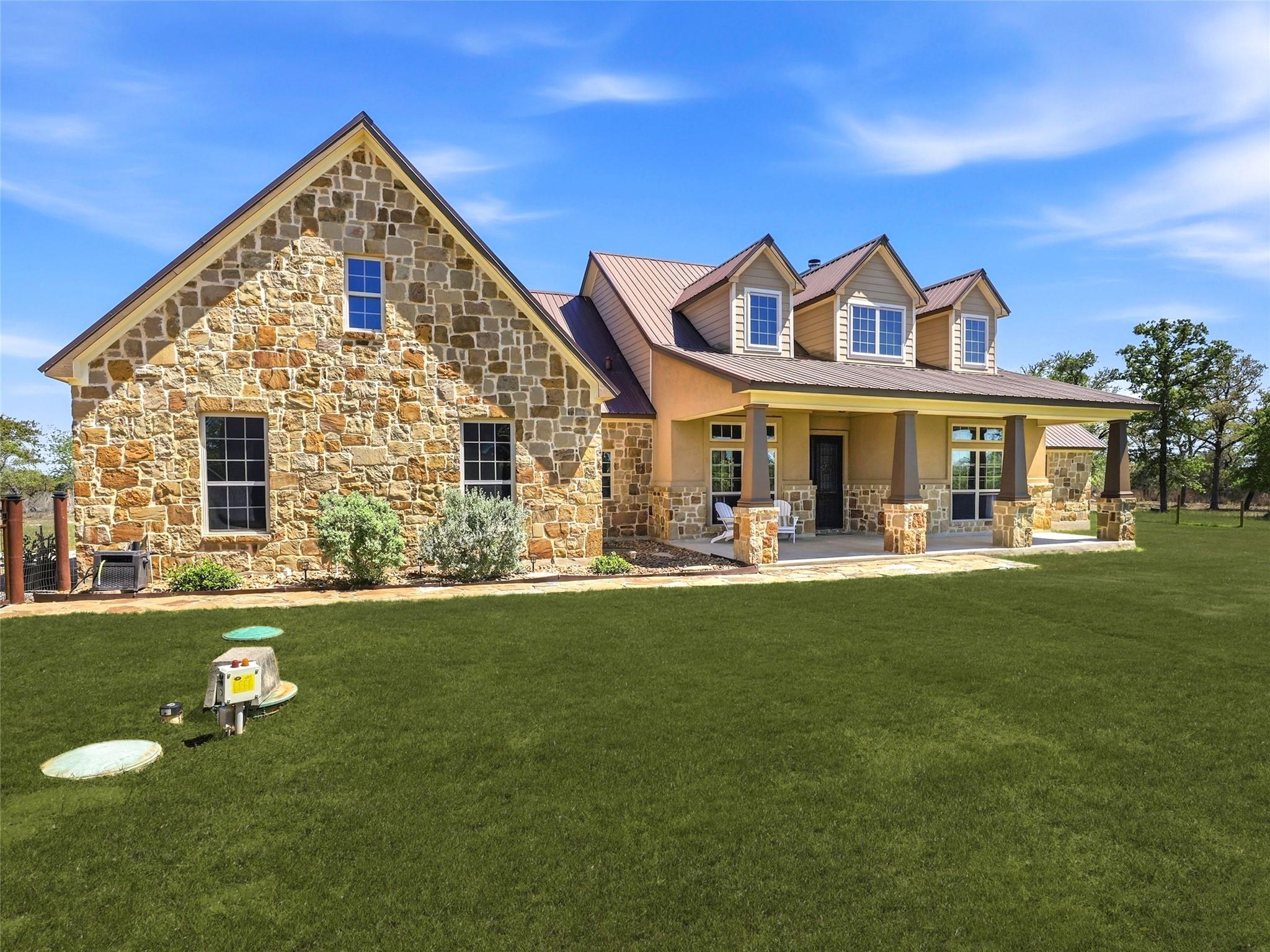 1211 Copperhead Road Seguin TX 78155