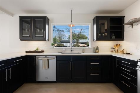 5507 Mapleleaf Drive Austin TX 78723