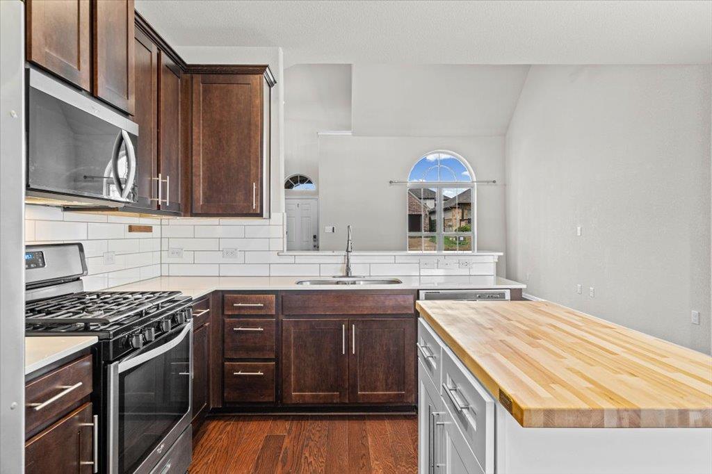 1012 Goldilocks Lane Manchaca TX 78652