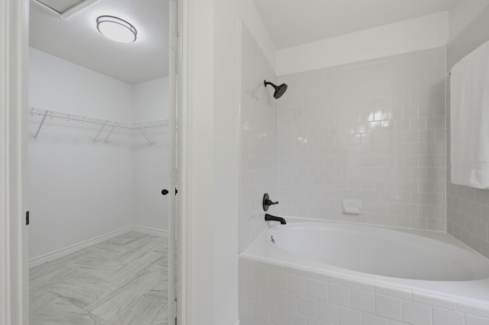 375 Rhodes Lane Wimberley TX 78676