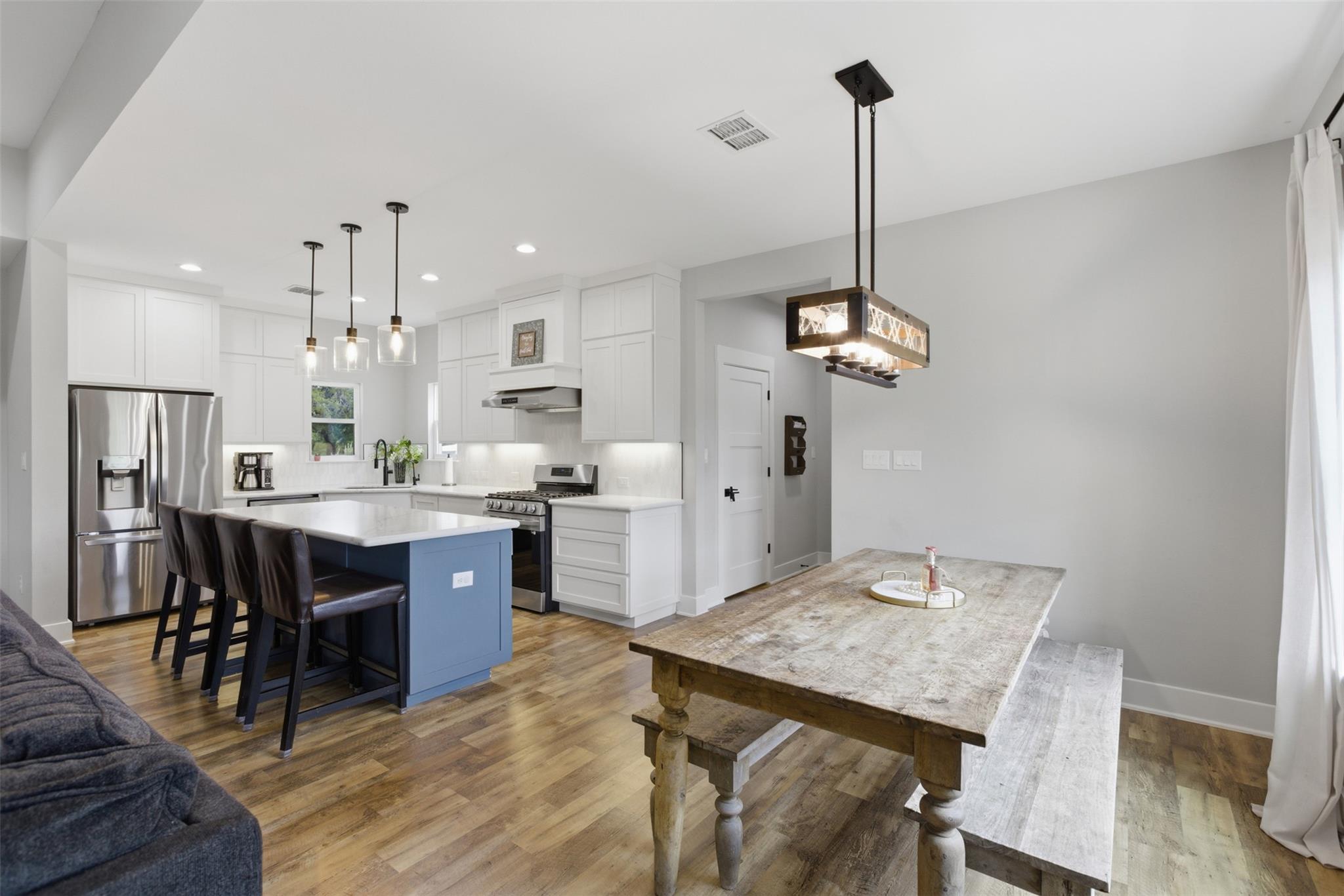 414 Wesley Ridge Drive Spicewood TX 78669