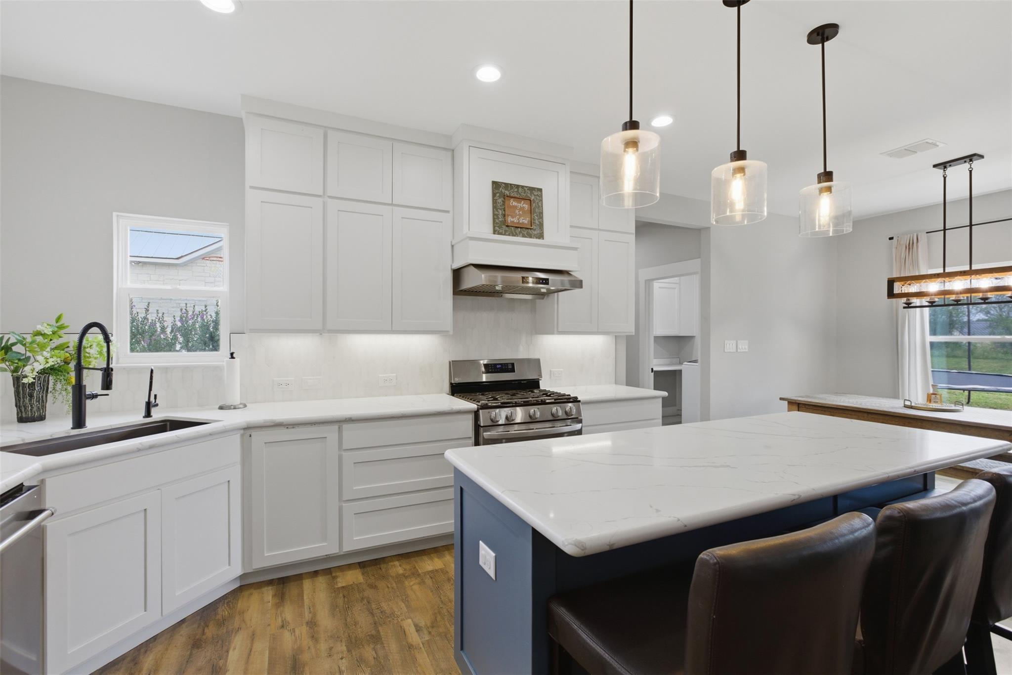 414 Wesley Ridge Drive Spicewood TX 78669