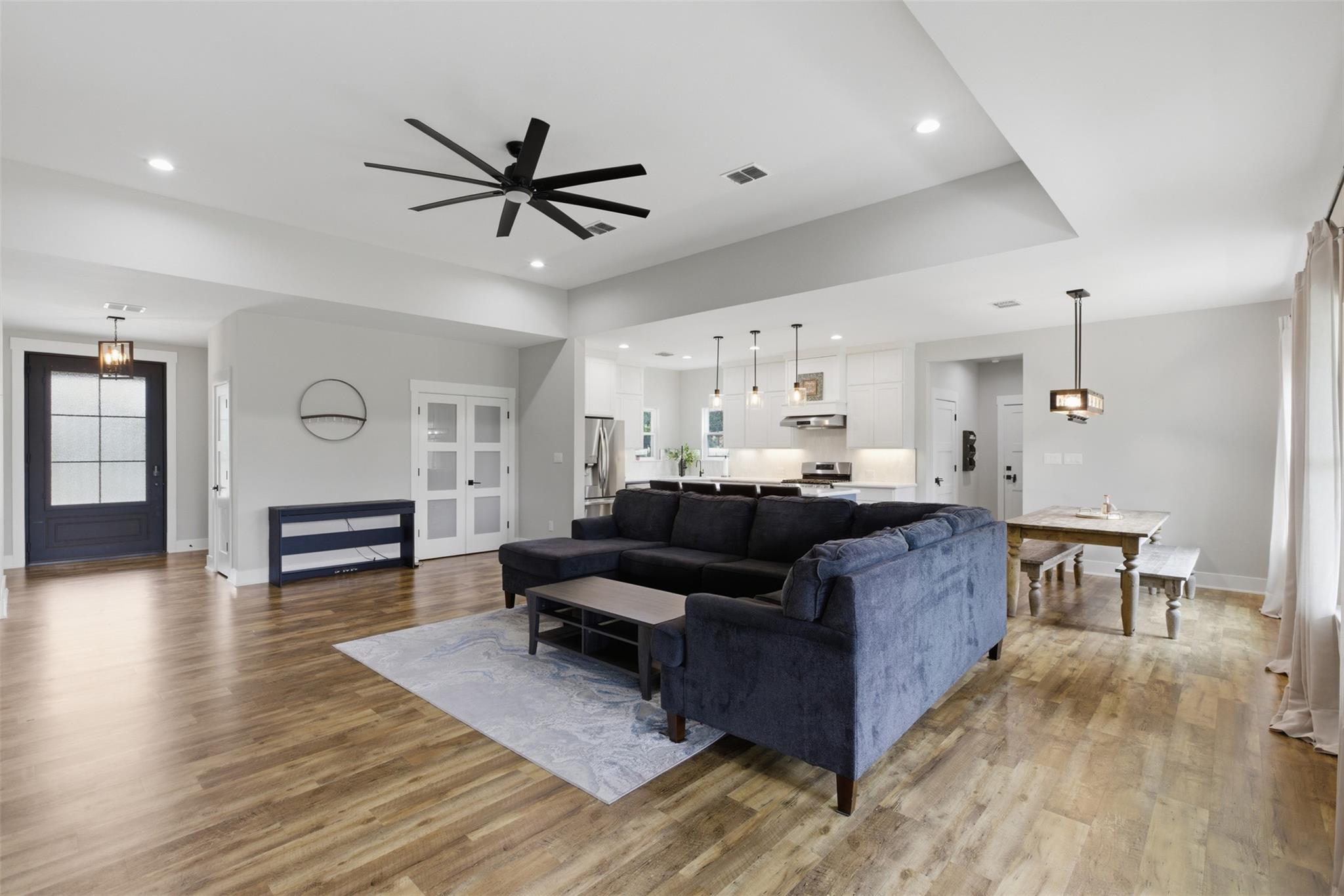 414 Wesley Ridge Drive Spicewood TX 78669