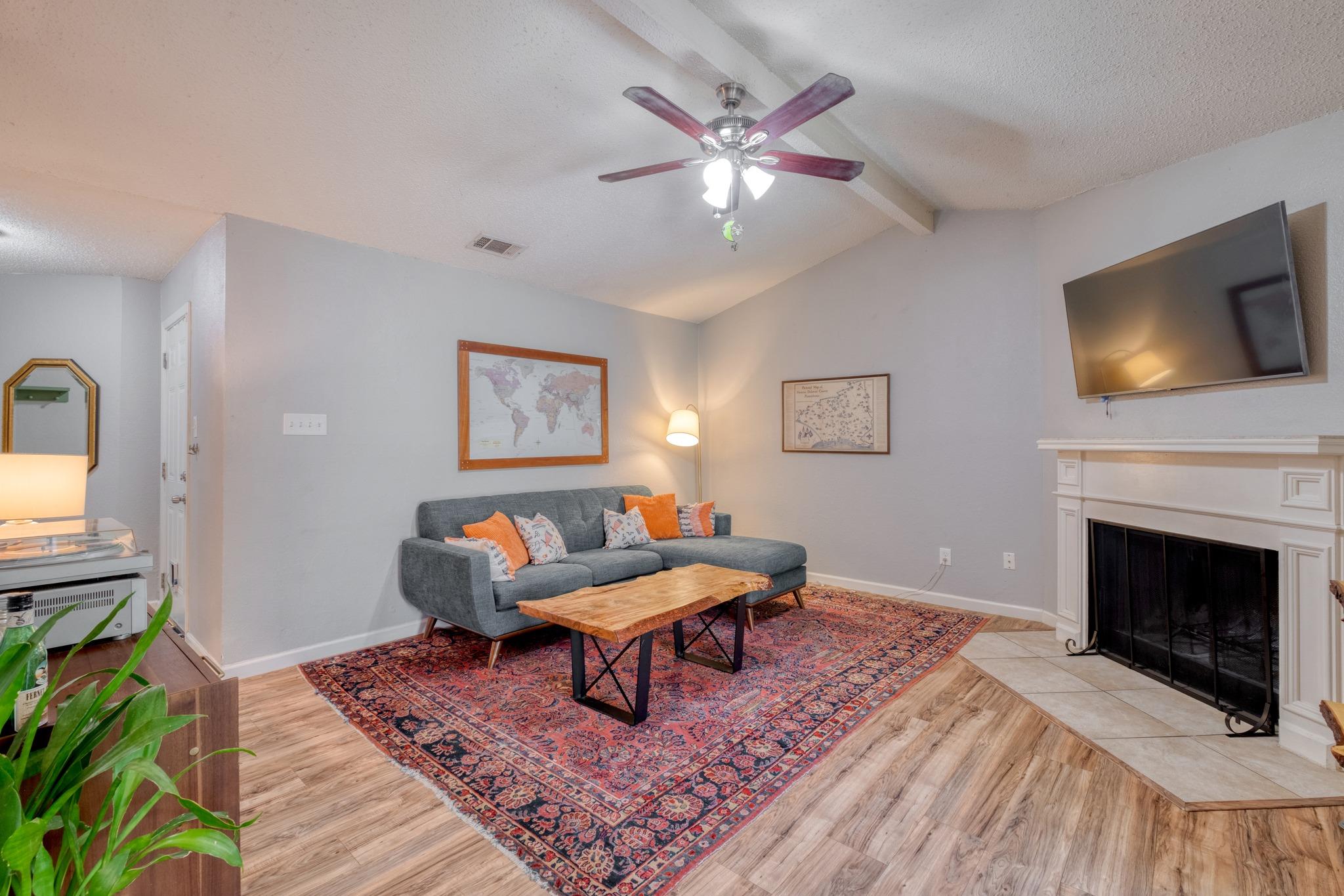 7812 Bixler Drive Austin TX 78744