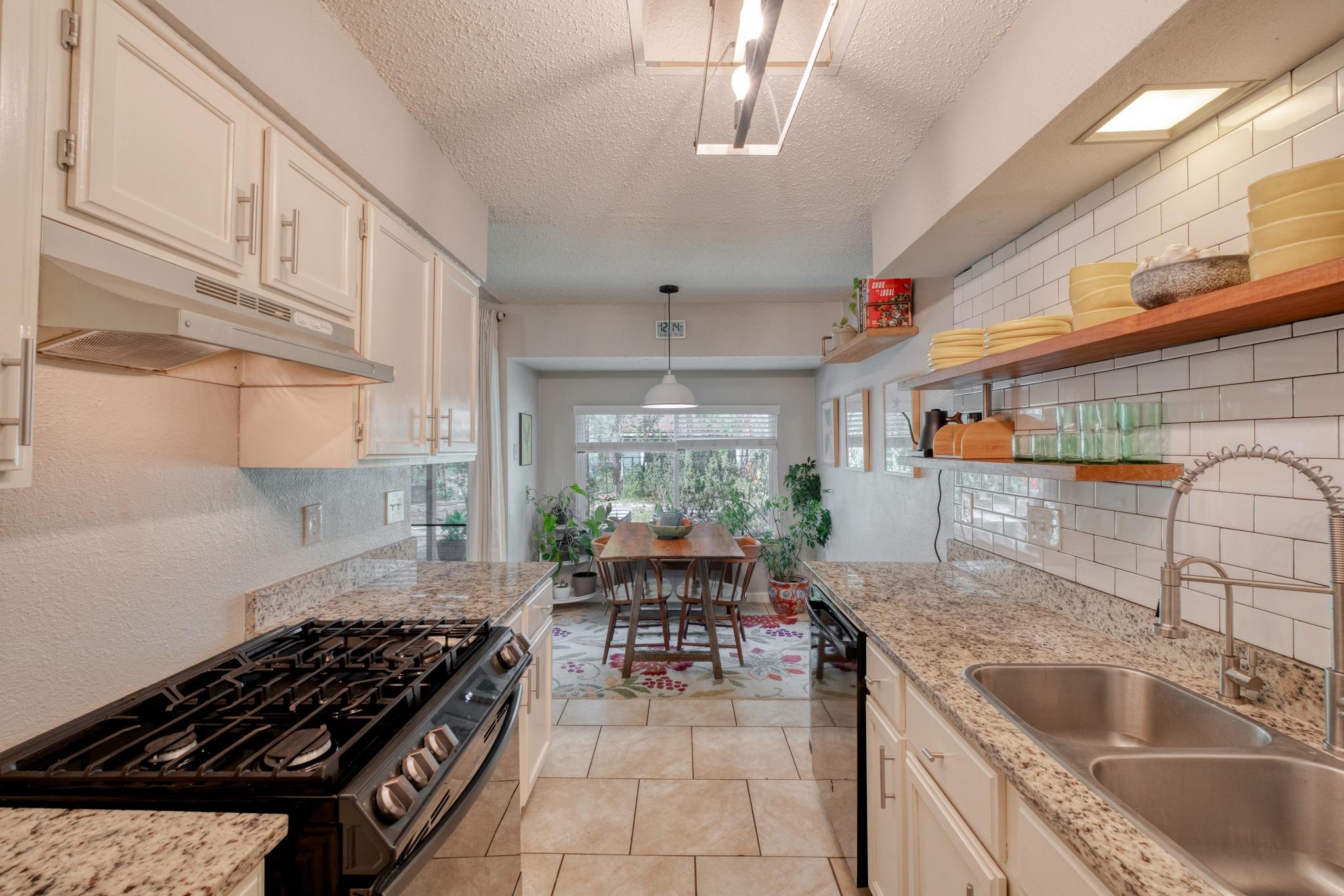 7812 Bixler Drive Austin TX 78744
