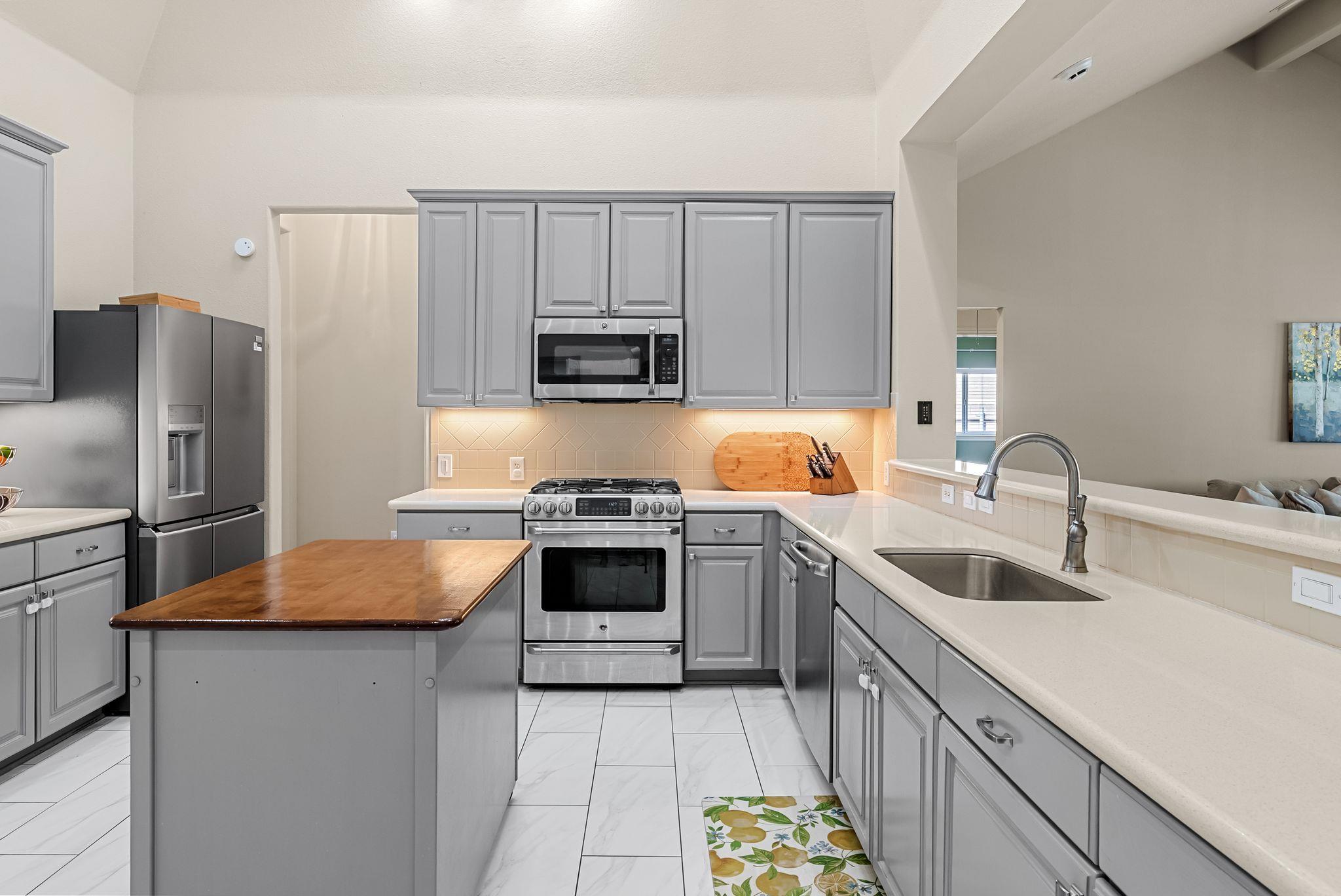 4512 Slickrock Cove Austin TX 78747