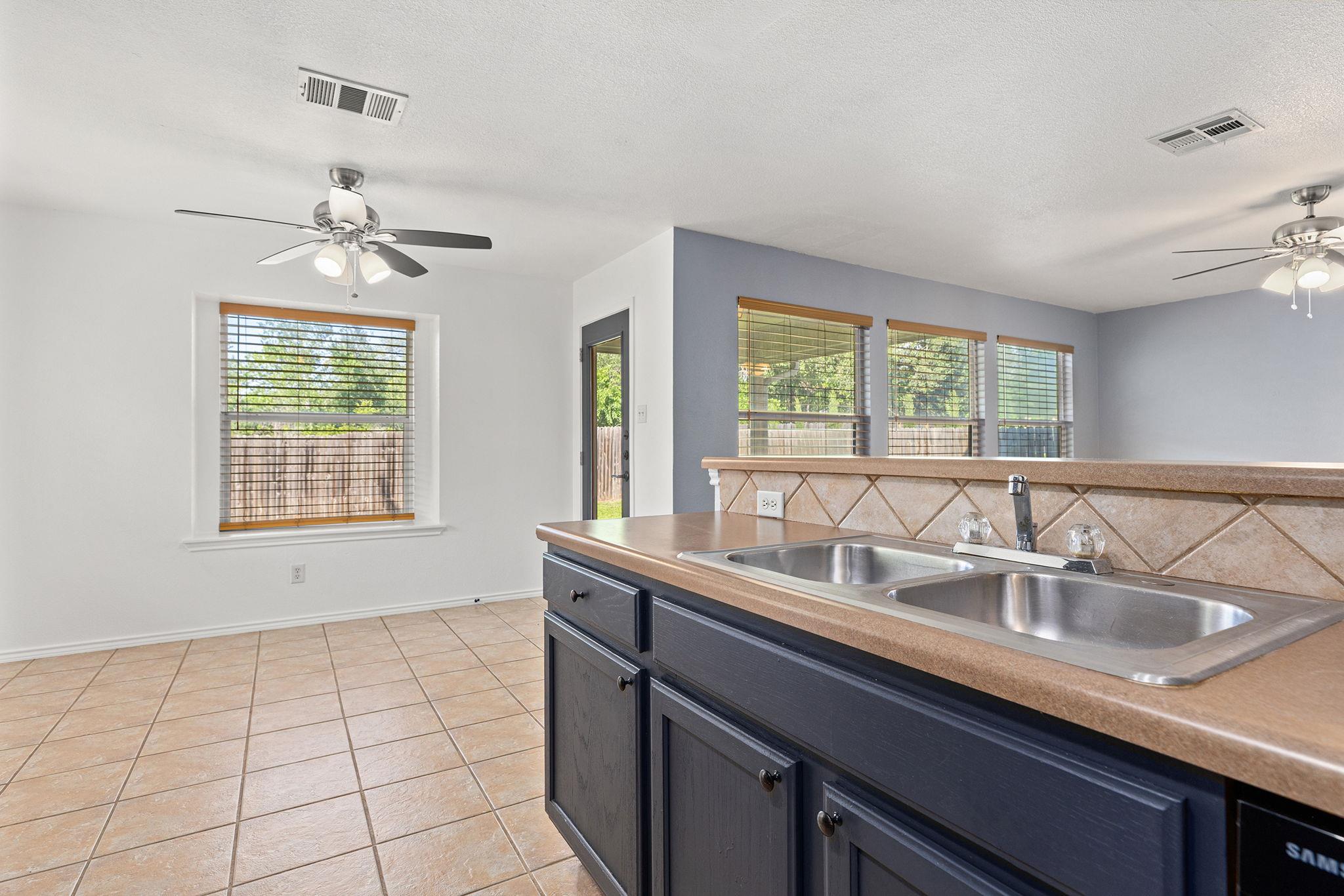 1110 Sundrop Place Round Rock TX 78665