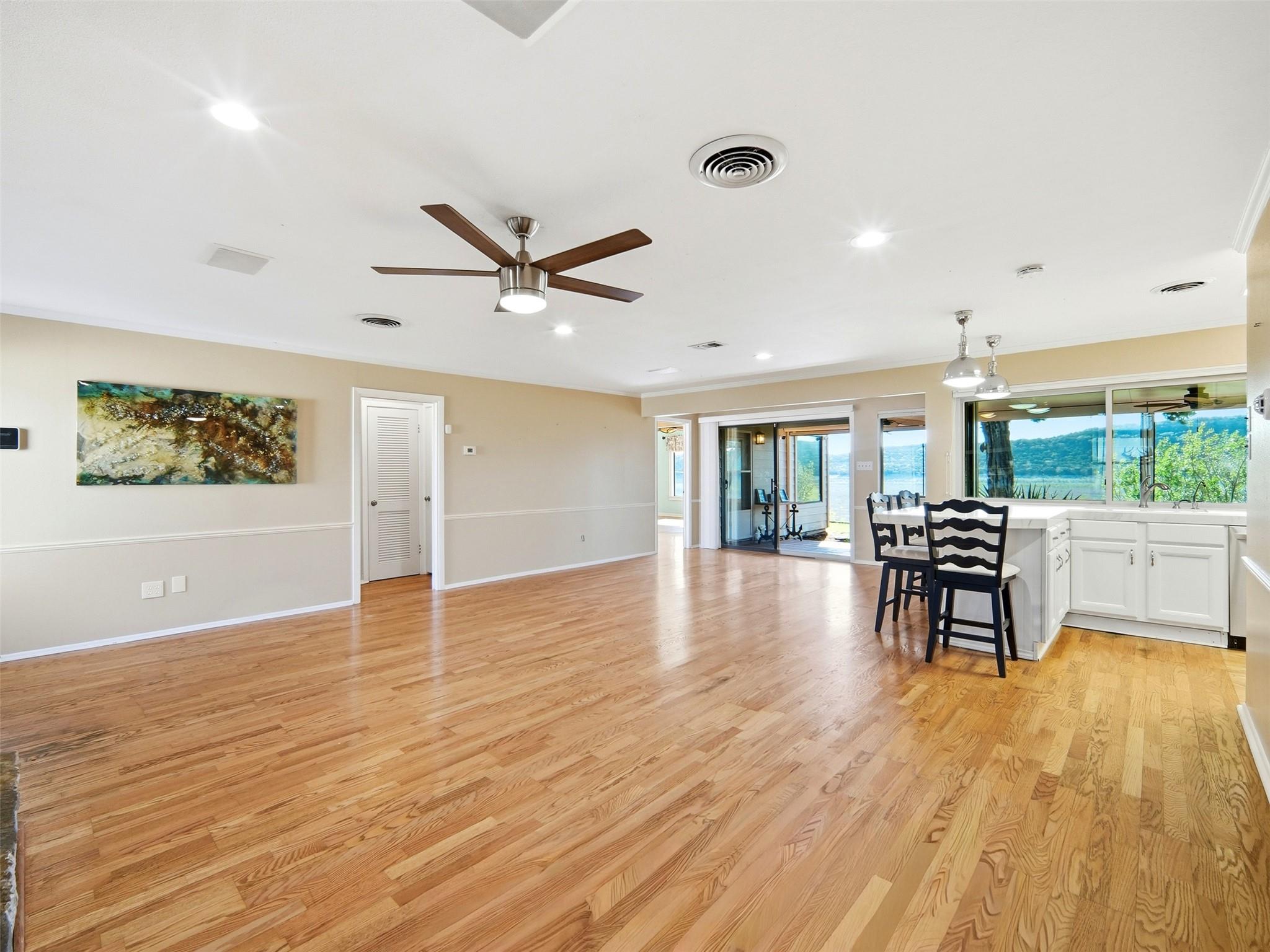 159 Thornton Lane Lakehills TX 78063
