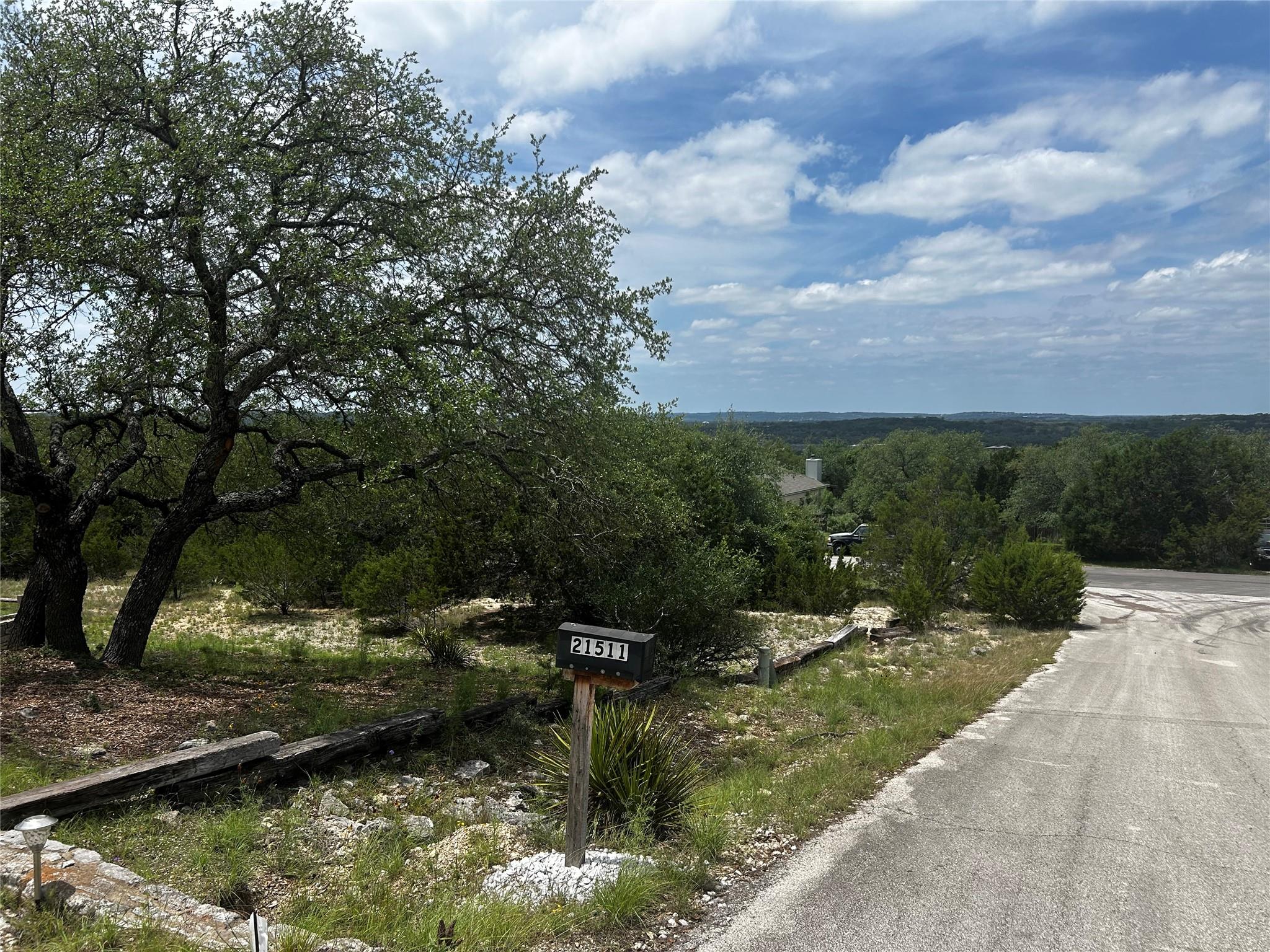 21511 Perry Cove Lago Vista TX 78645