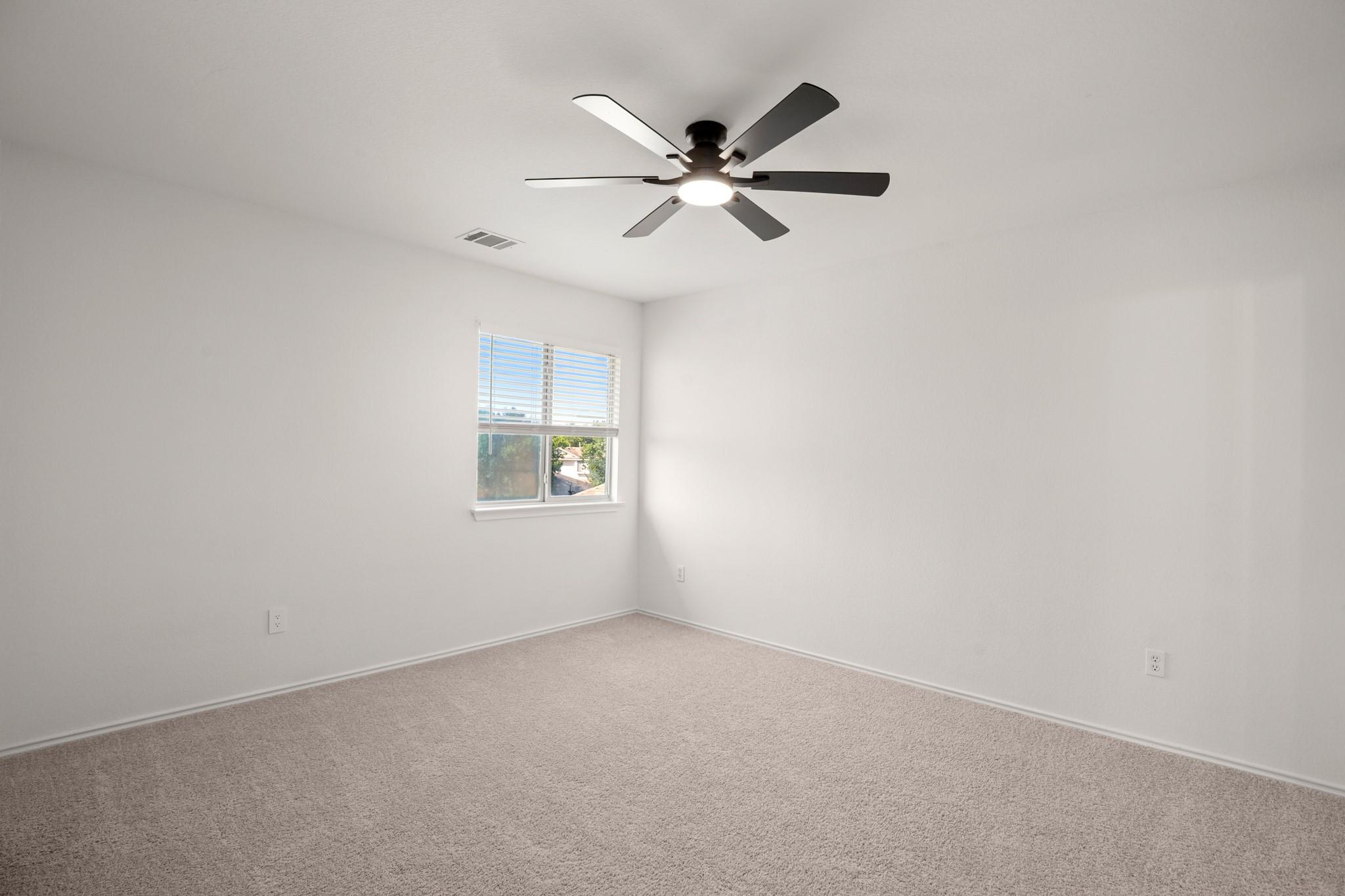 360 Sampson Kyle TX 78640