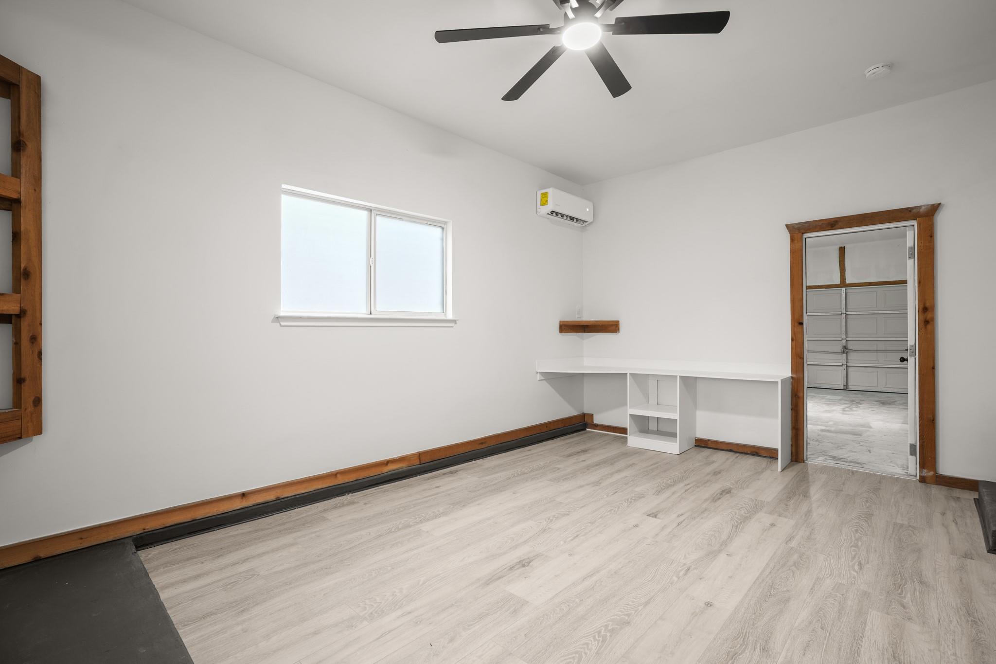 360 Sampson Kyle TX 78640