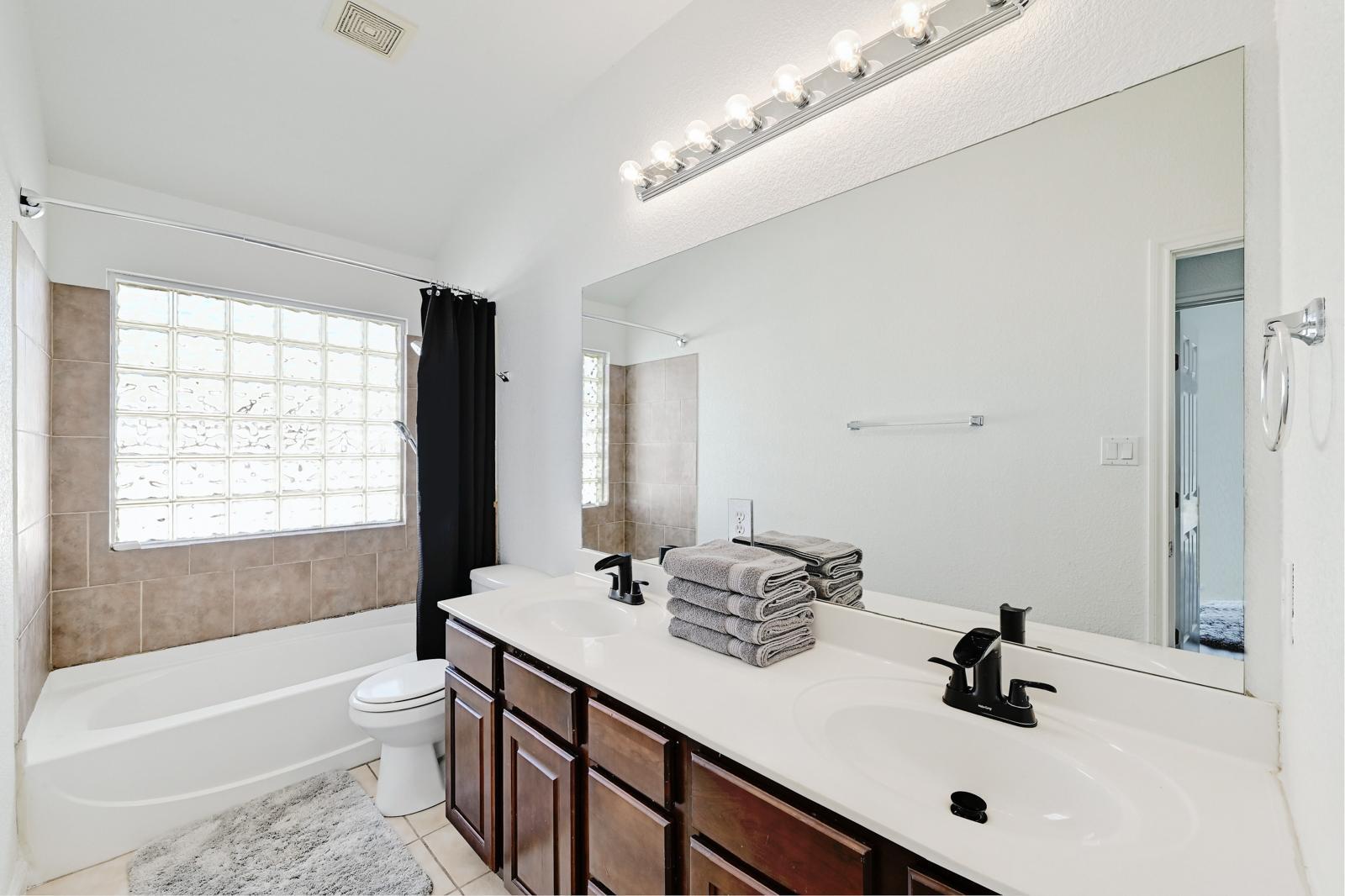 21006 Greenpark Drive Lago Vista TX 78645