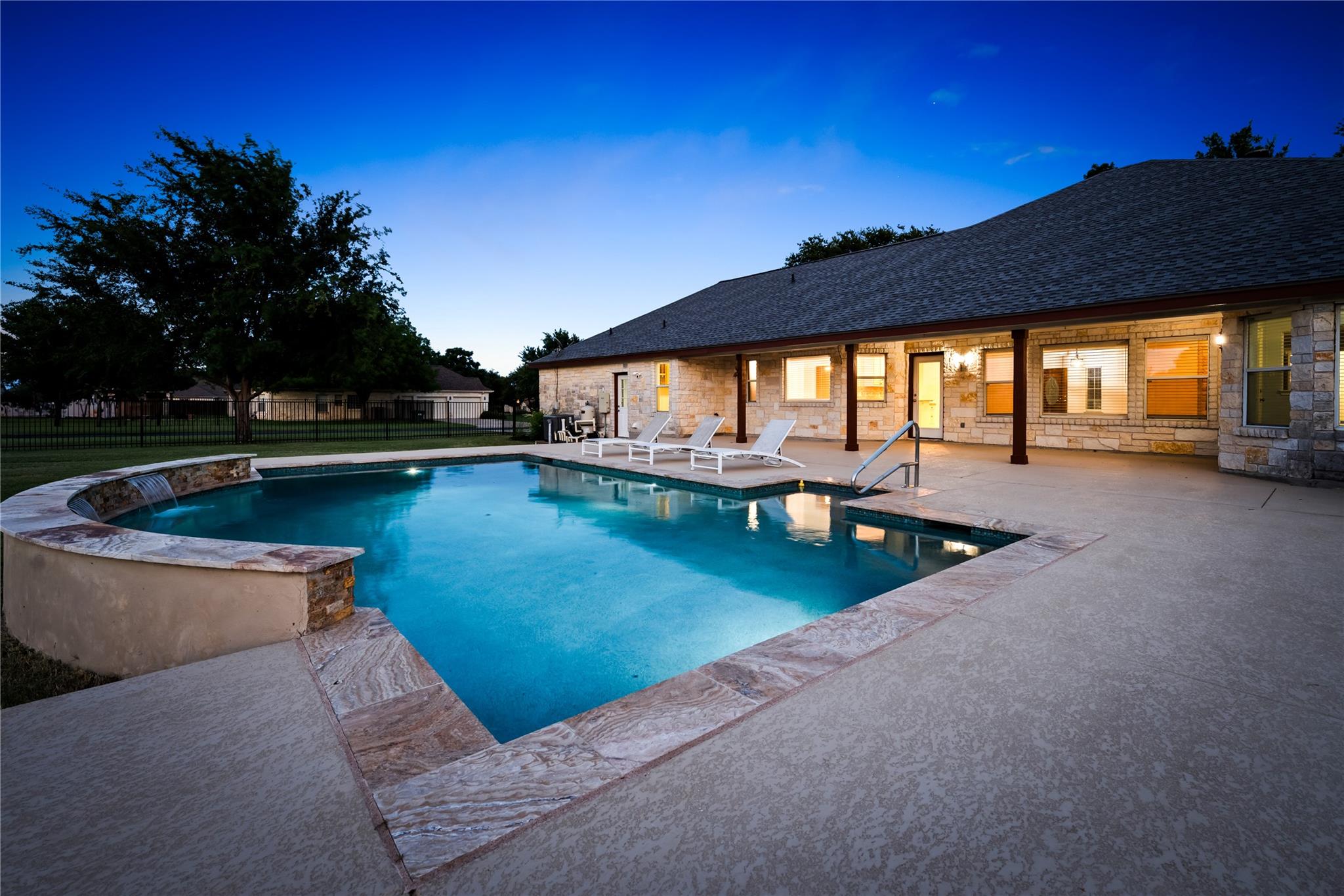 110 Starlight Trail Georgetown TX 78633