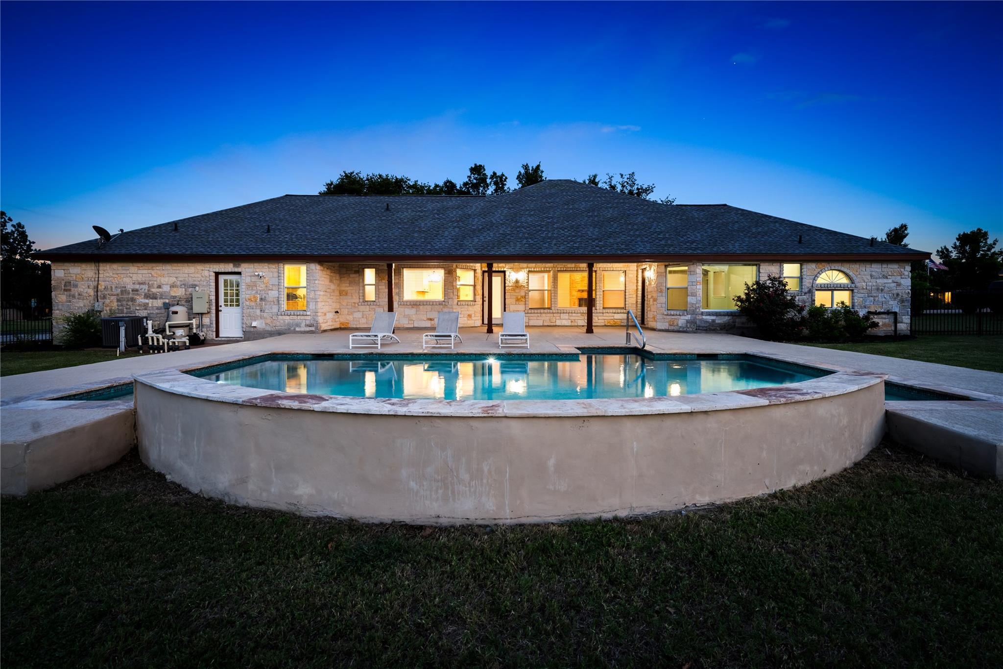 110 Starlight Trail Georgetown TX 78633