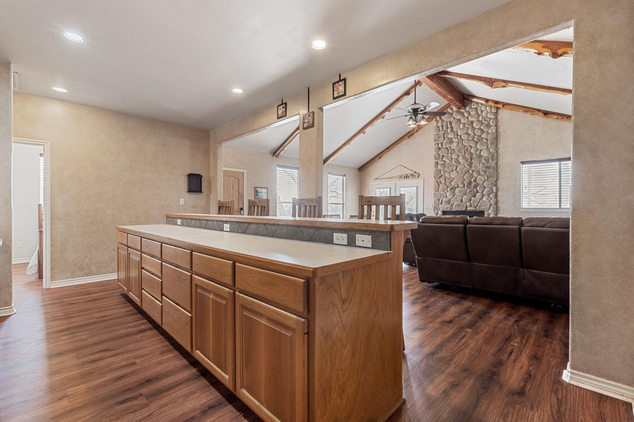 1559 County Road 343 Marble Falls TX 78654