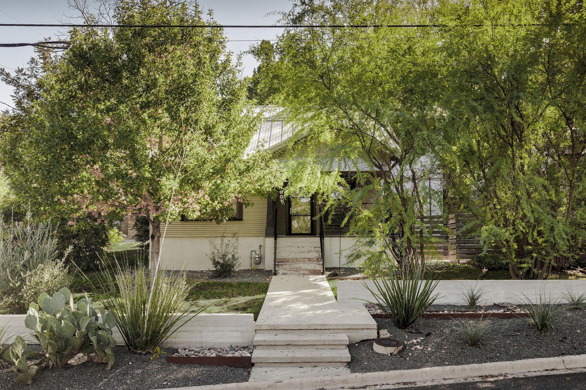 1601 Alameda Drive Austin TX 78704