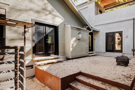 1601 Alameda Drive Austin TX 78704