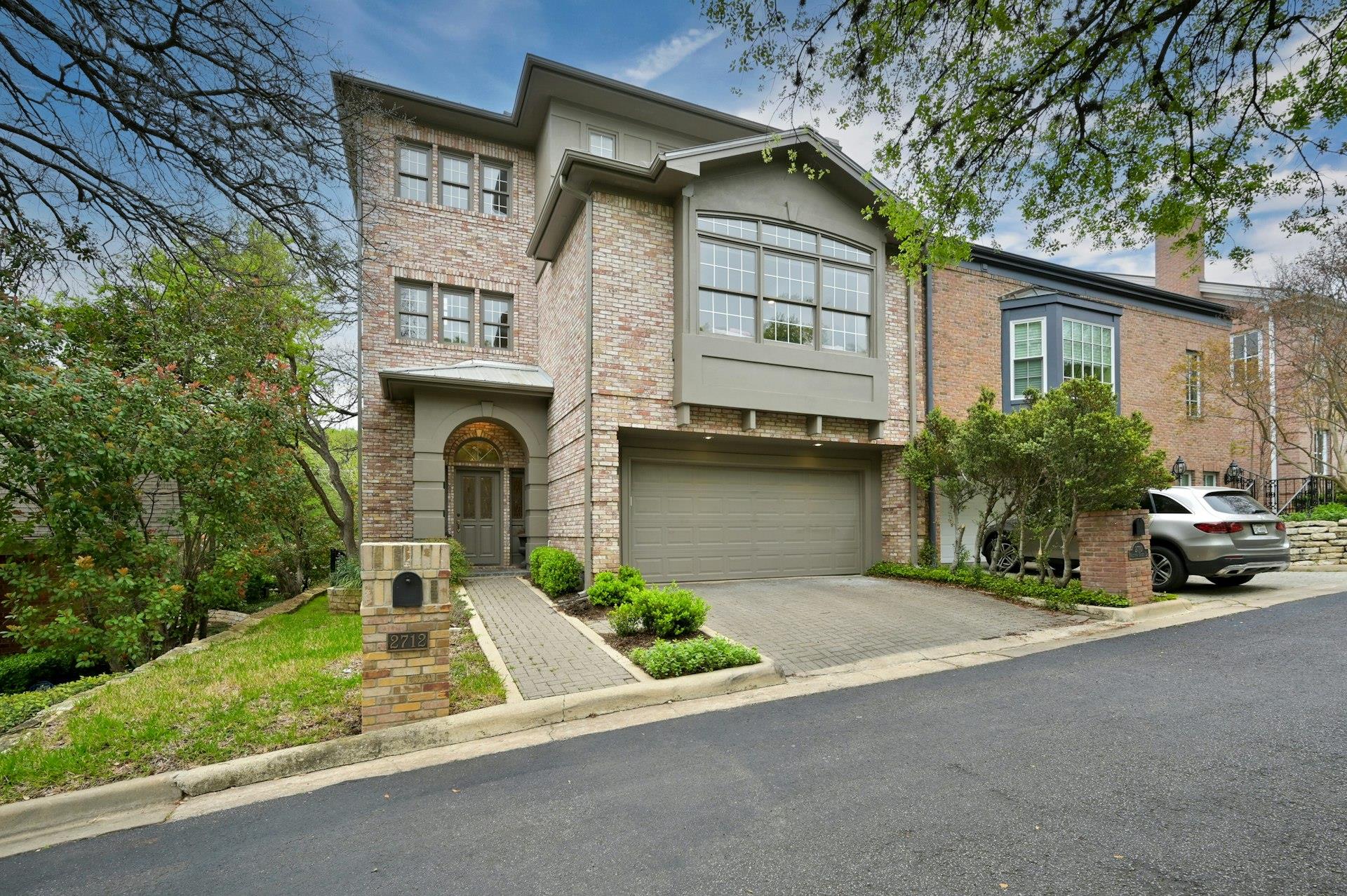 2712 Hillview Green Lane Austin TX 78703