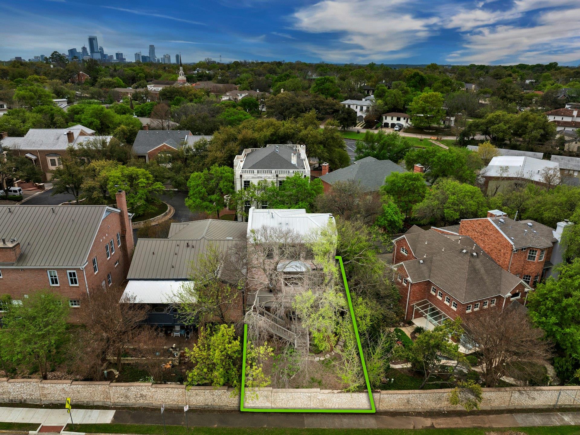 2712 Hillview Green Lane Austin TX 78703