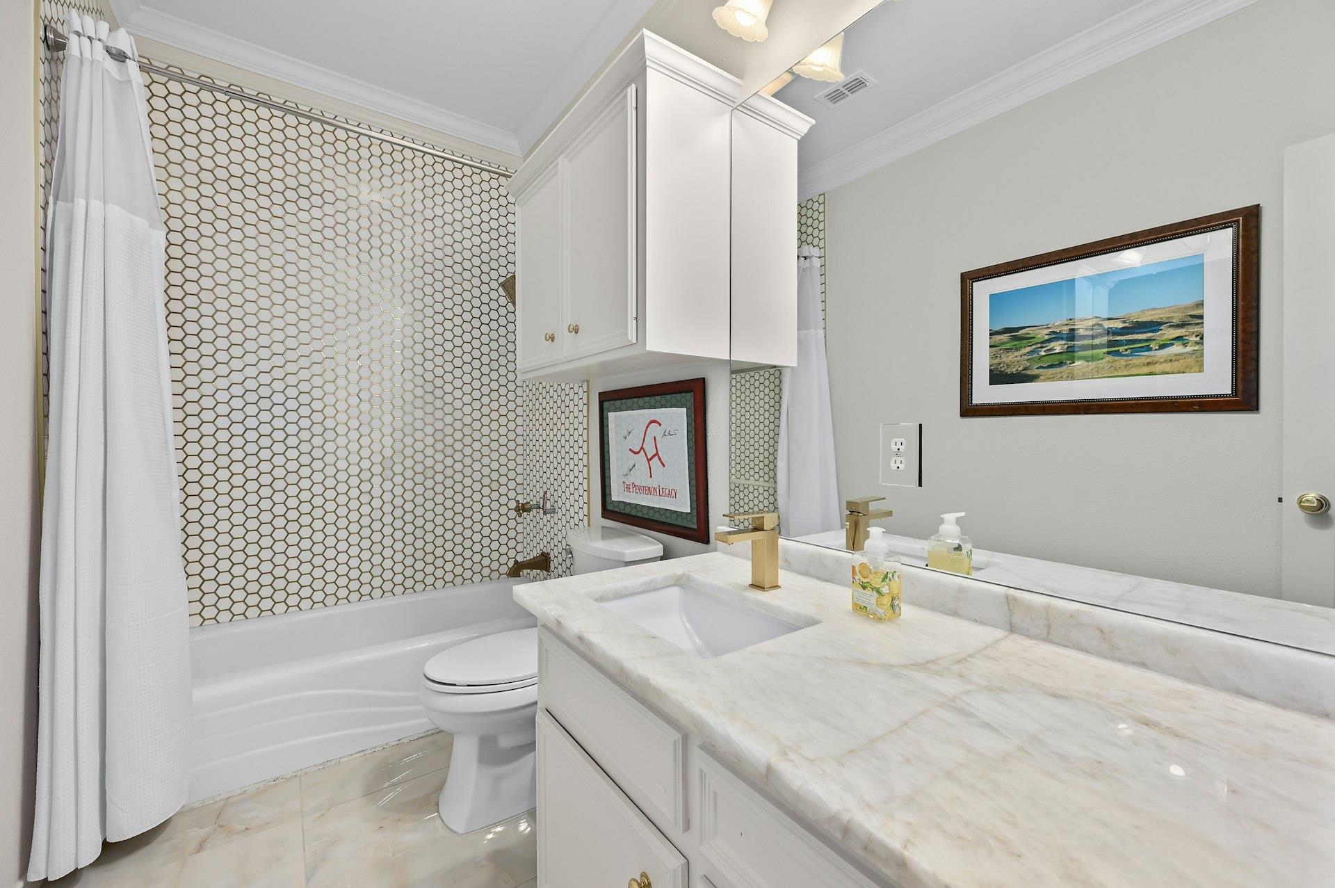 2712 Hillview Green Lane Austin TX 78703