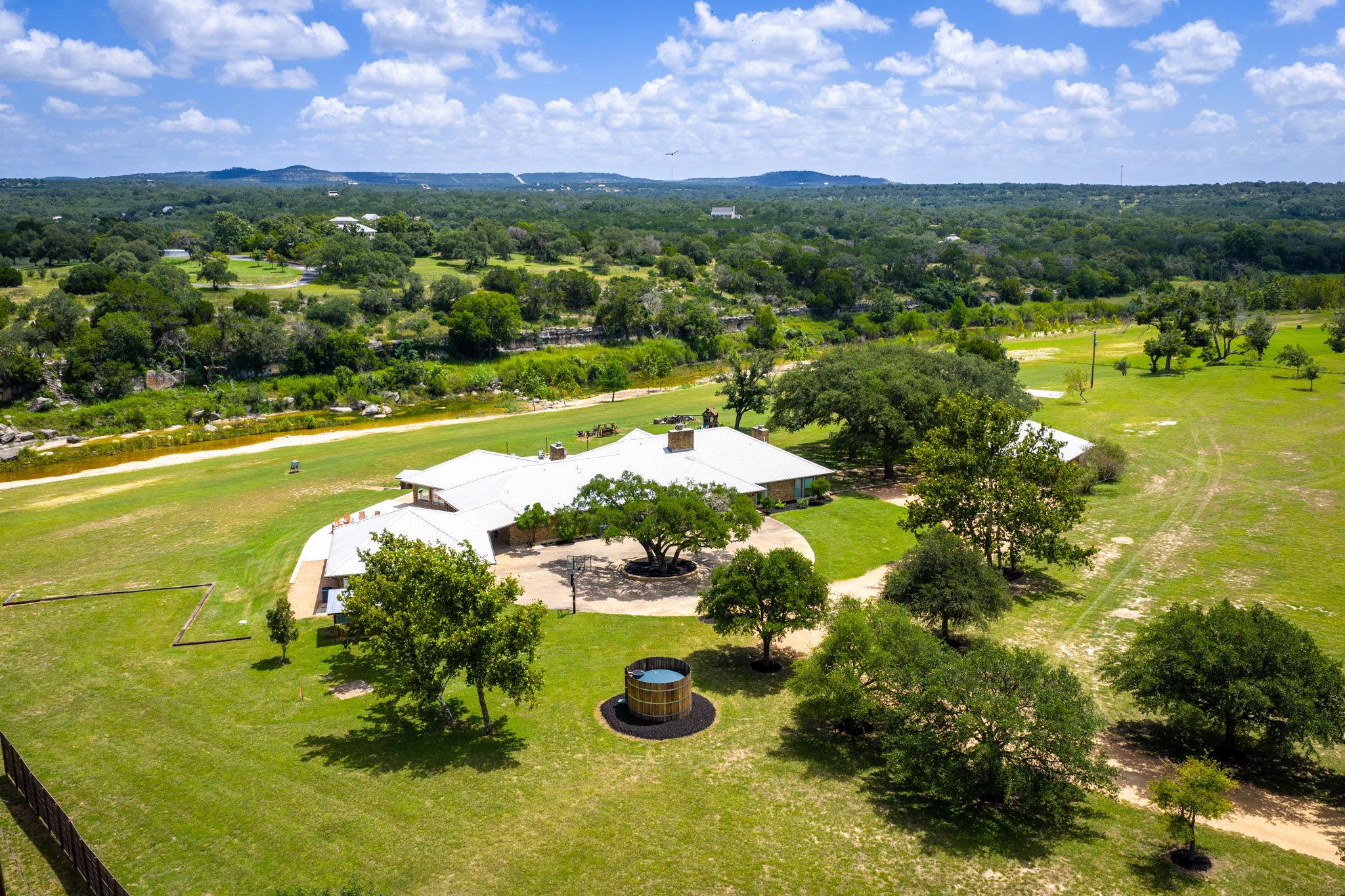 871 Chimney Valley Road Blanco TX 78606