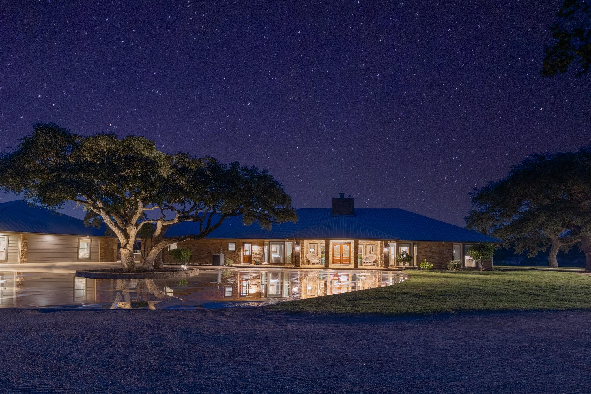 871 Chimney Valley Road Blanco TX 78606