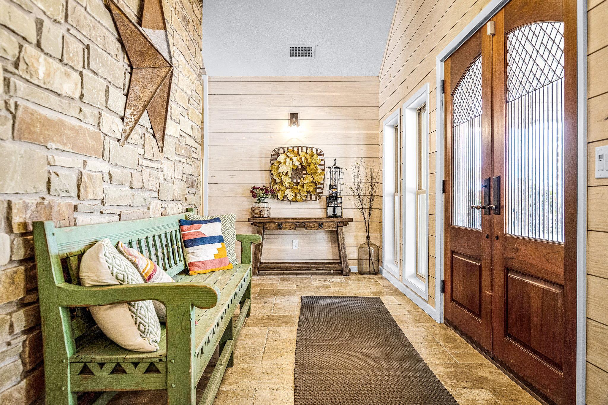 871 Chimney Valley Road Blanco TX 78606