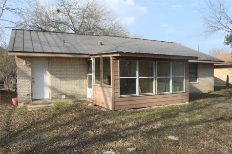 1504 Lakeview Drive Lockhart TX 78644