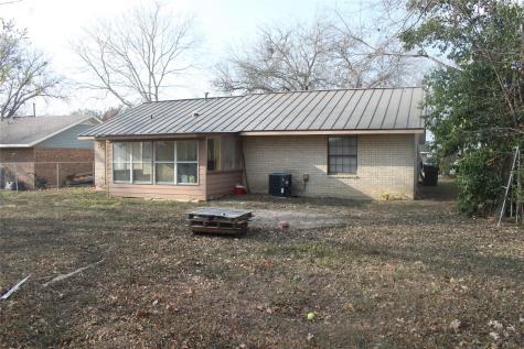 1504 Lakeview Drive Lockhart TX 78644