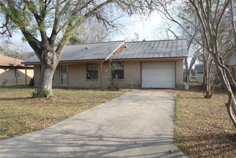 1504 Lakeview Drive Lockhart TX 78644