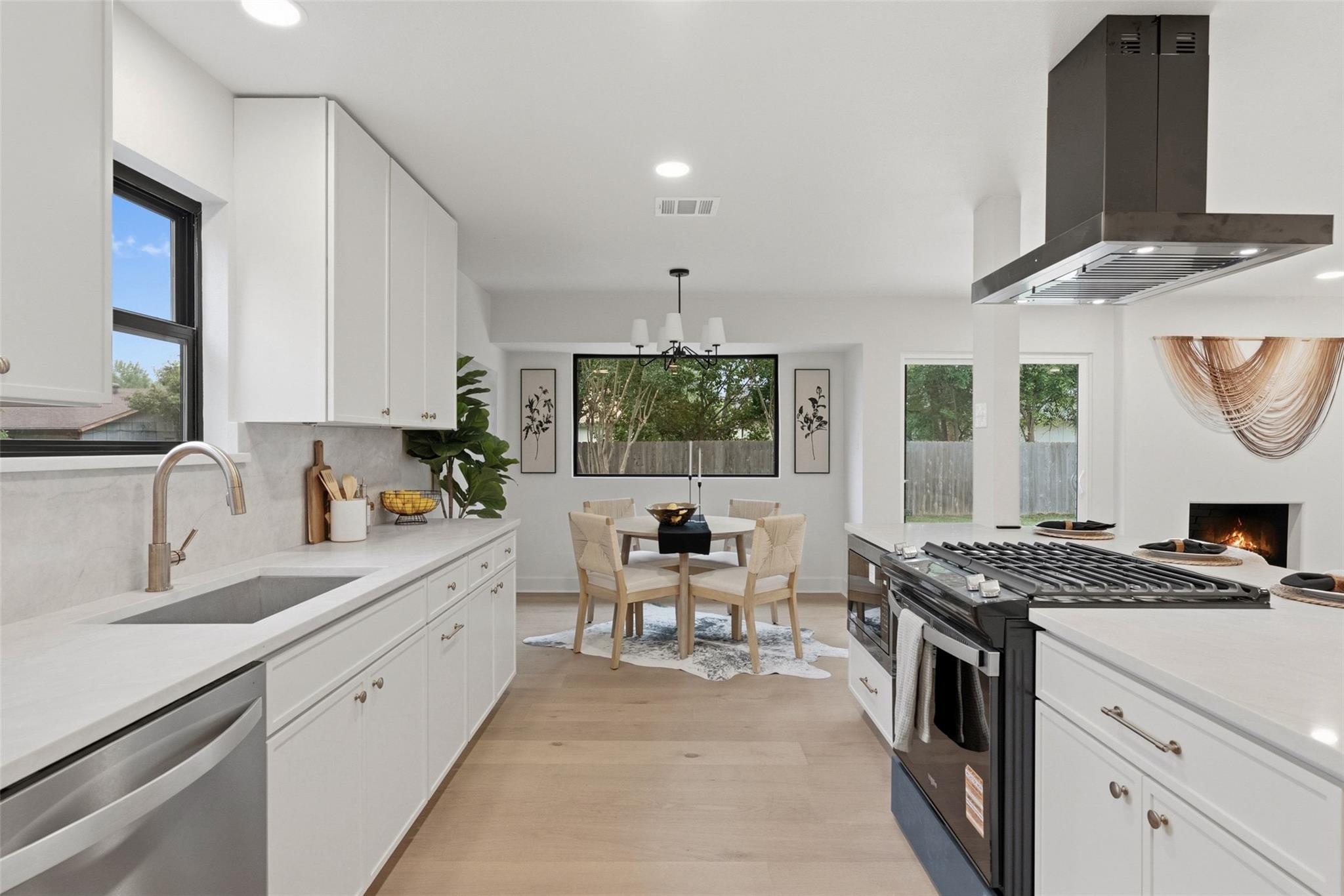 7903 Woodcroft Drive Austin TX 78749