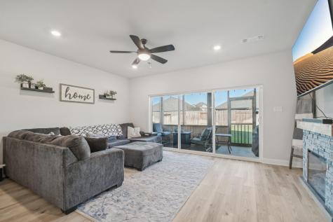 119 Nandina Path Bastrop TX 78602